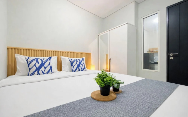 Airy And Comfortable 2Br At Nifarro Park Apartment – Guest Rooms – Jakarta
