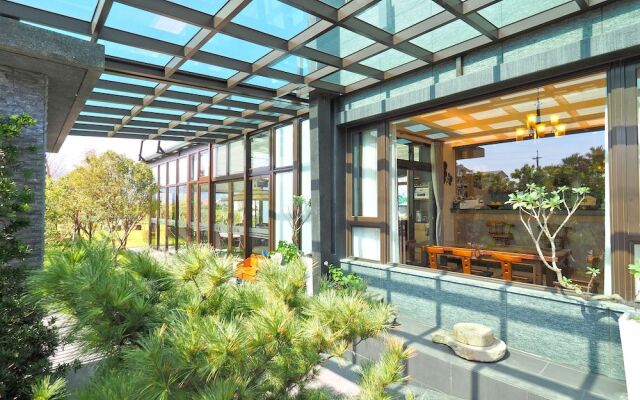 Sakura Bed and Breakfast