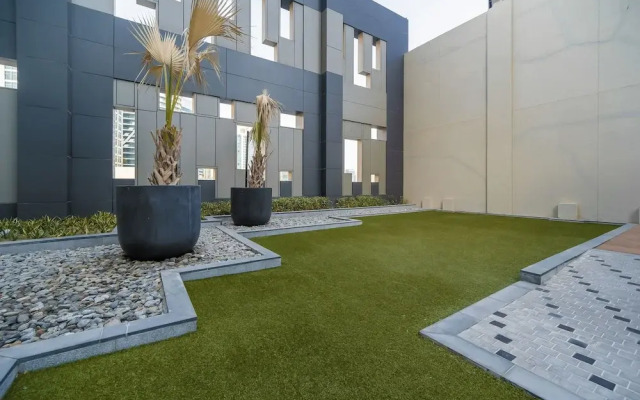 HiGuests - Damac Maison