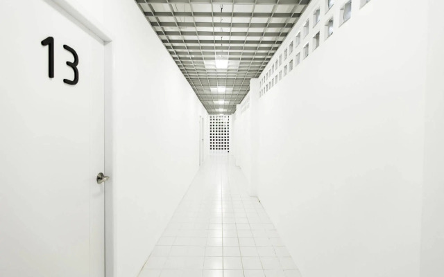 Quadromania Service Apartment