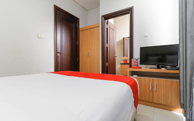RedDoorz Plus @ Kelapa Dua Kebon Jeruk