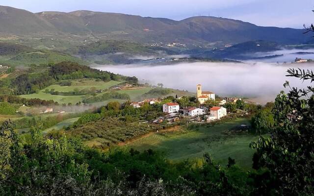 Luxury Italian Villa With Pool & Air Conditioning