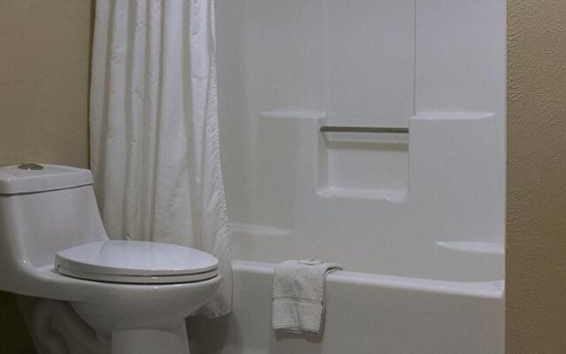 Boulder Twin Lakes Inn