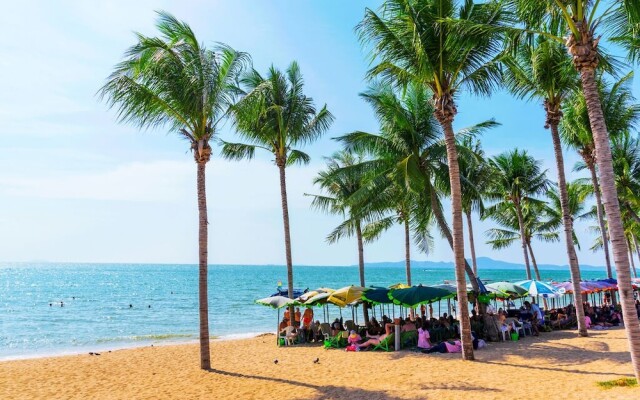 Madee Villa - Pattaya Holiday House Walking Street