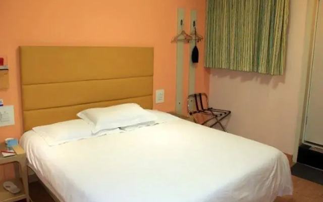Grace Inn Longkou Donglai Street