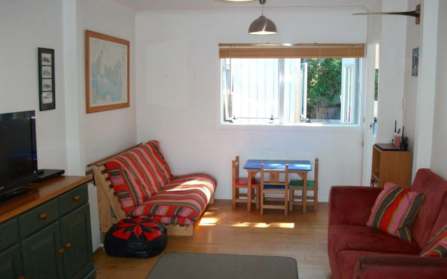 Onetangi Haven - Onetangi Holiday Home