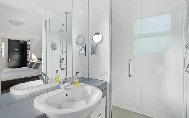 Marina Gem - Lakefront 3 Bedroom Apartment