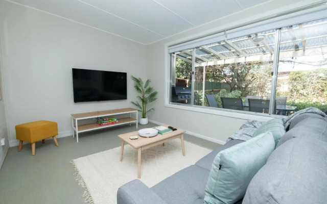 Sweet Caroline Sunny & Spacious Sleeps 6