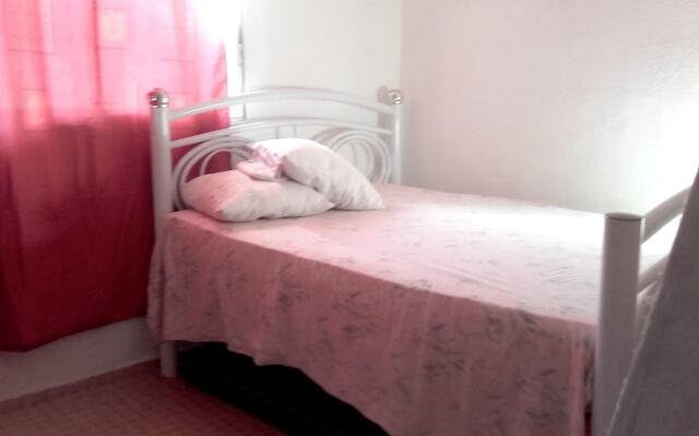 House With 3 Bedrooms in Port-louis, With Enclosed Garden and Wifi - 5