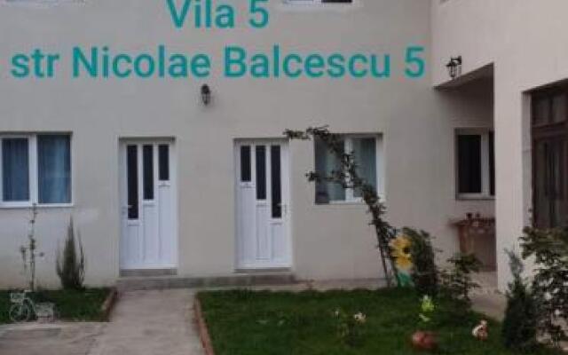 Vila 5