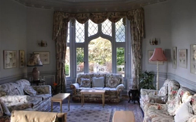 Kildrummy Park Castle Hotel