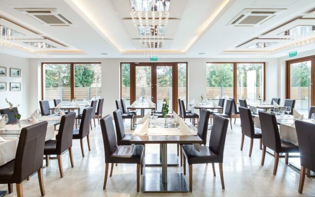 Hotel Różany Gaj - Destigo Hotels