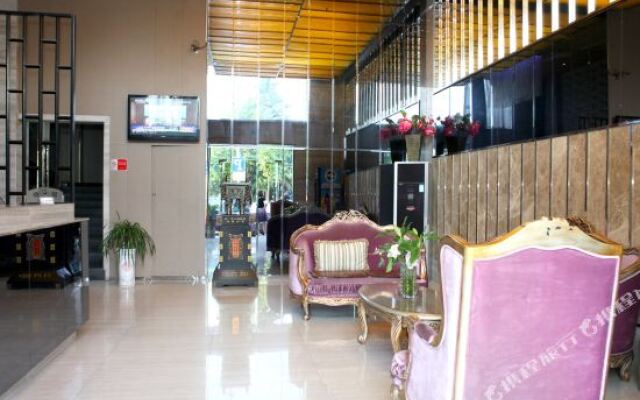 Qingshan Lake Hotel