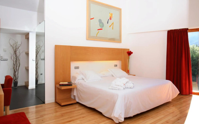 Tierra De Biescas Hotel