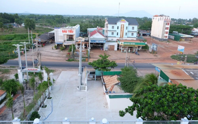 Happy View Hotel