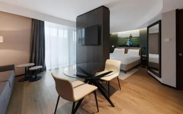Radisson Blu Hotel, Bergamo Choruslife