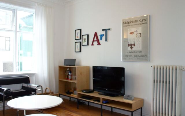 Nest Apartments