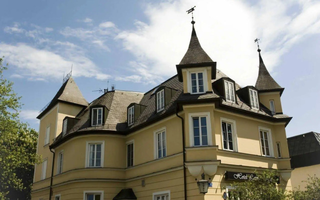 Hotel Laimer Hof Nymphenburg Palace Munich