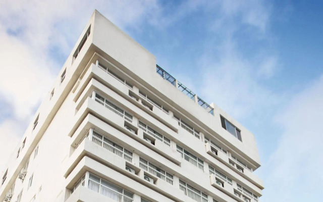 Hotel On Vacation Tower
