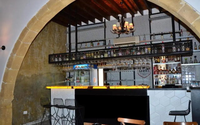 Nagas Hotel