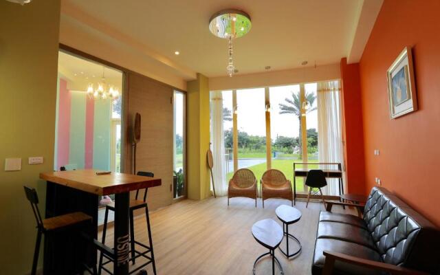 The Riverview Retreats