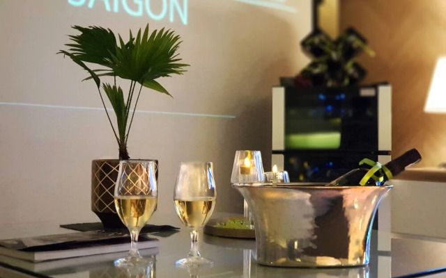 The Triplex Sky Penthouse Hotel