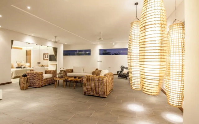 Niko 2 R New Villa Close to Finns Beach Club