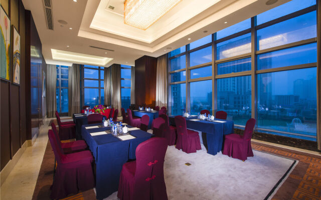 Haili New Century Grand Hotel Haiyan
