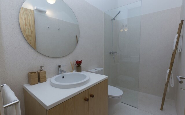 Sbra01 · Hidden Gem Apartment Design · Wifi · Netflix