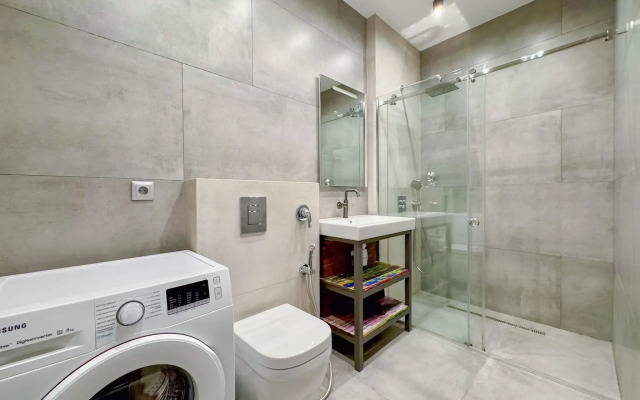 Anwen Apartments on Skipper Street