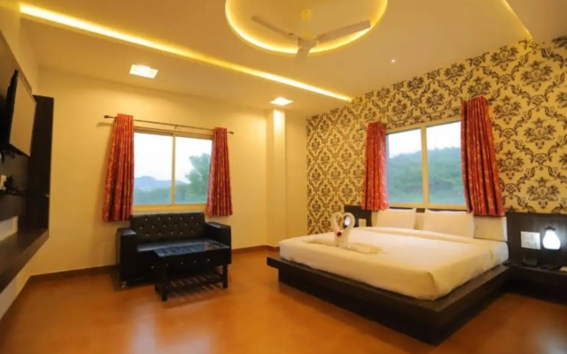 Raha Hotel