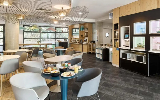 B&B HOTEL Vélizy Est