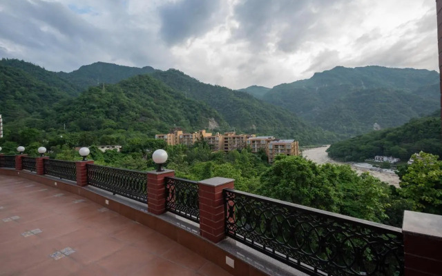 Terrakotta Rishikesh