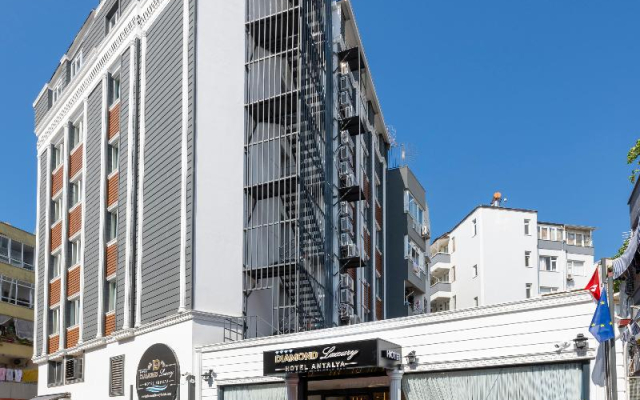 Diamond luxury Hotel