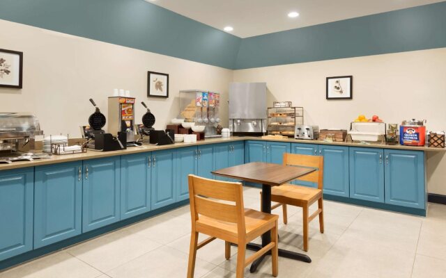 Country Inn & Suites by Radisson, Salisbury, MD