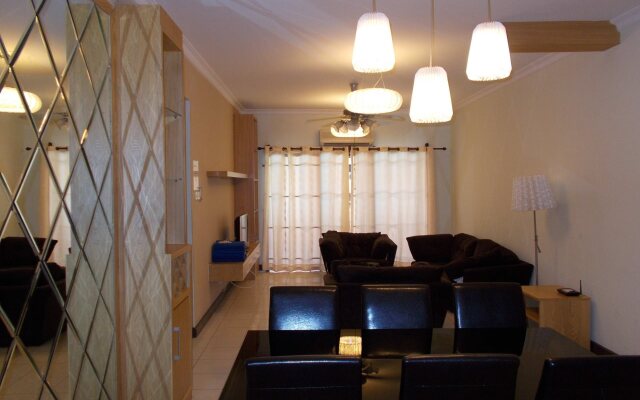 Marina Court Resort Condominium