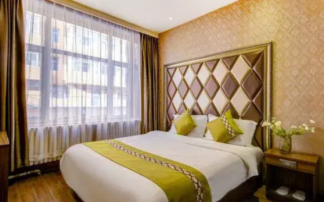Harbin Xinxulong Business Hotel (Government Grand Plaza)