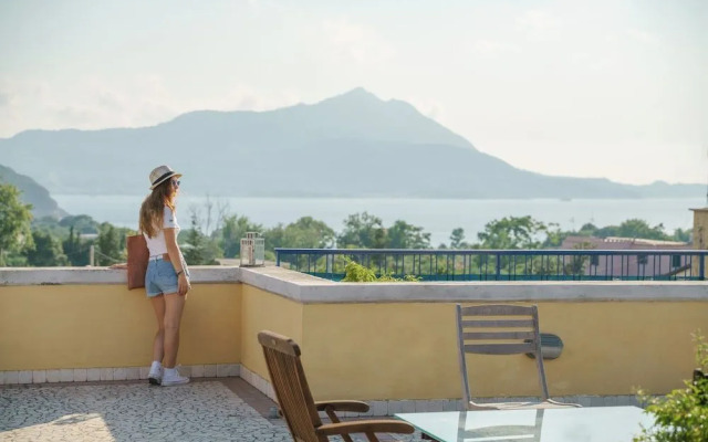 Le Grand Bleu - Gioia Apartments