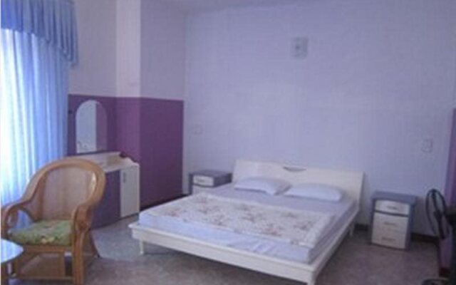 Tim Paradise Hotel