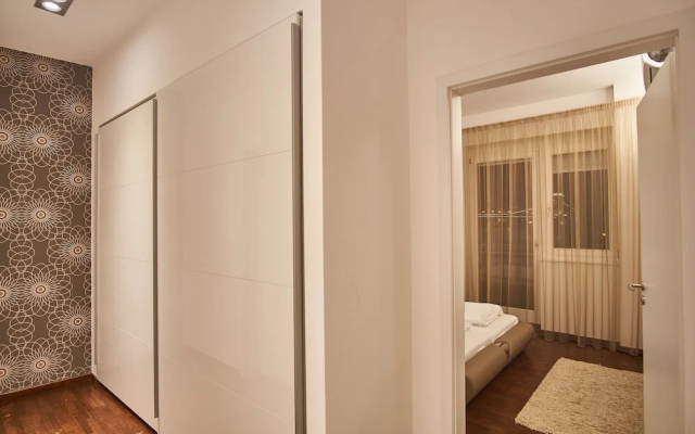 Alpha Residence