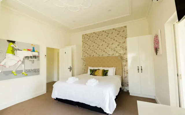 Chateau Yaldara House