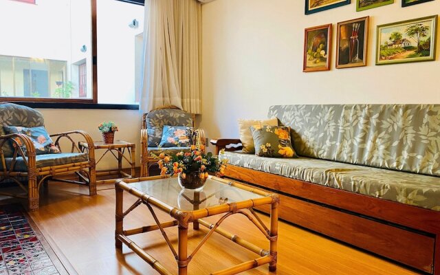 Apartamento a 3 quadras da Rua Coberta