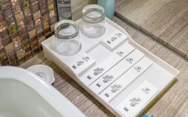 Ruixia Business Hotel