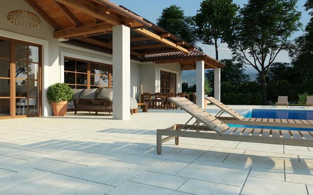 Porto Bus Beachside 2