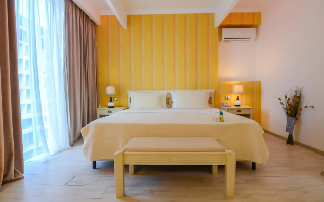 Phoenicia Luxury