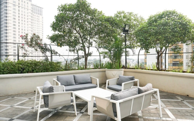 Modern 2BR at The Belleza Apartment