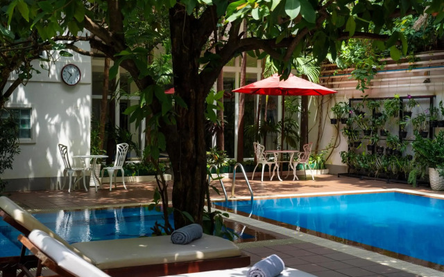 Skyline Boutique Hotel