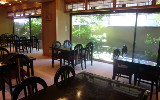 Gero Onsen Kissenkan Chikusuitei