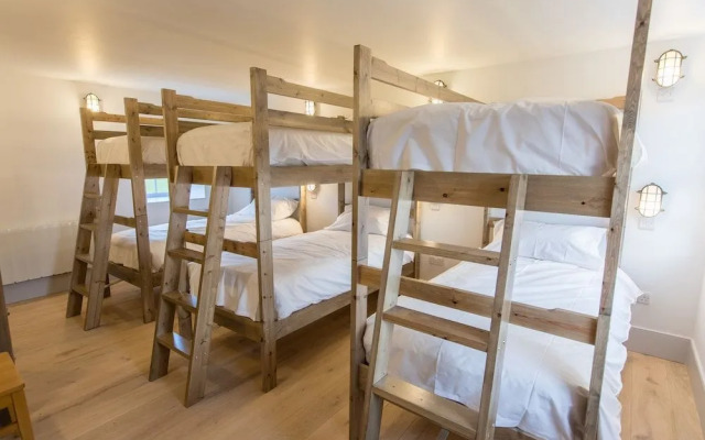 The Sail Loft - Hostel