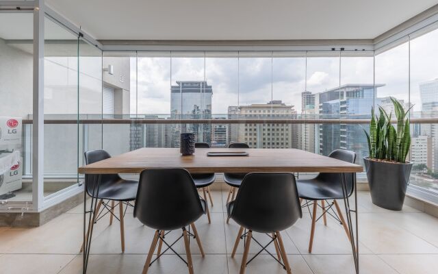 Apartamento com garagem e vista maravilhosa | Vila Olímpia
